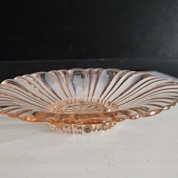 Sweet pink, small antique tray - Picture 2 of 2